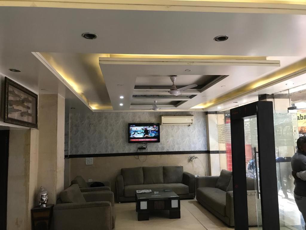 Adb Rooms Udhav Palace Nova Deli Exterior foto