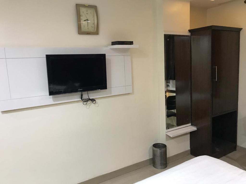 Adb Rooms Udhav Palace Nova Deli Exterior foto